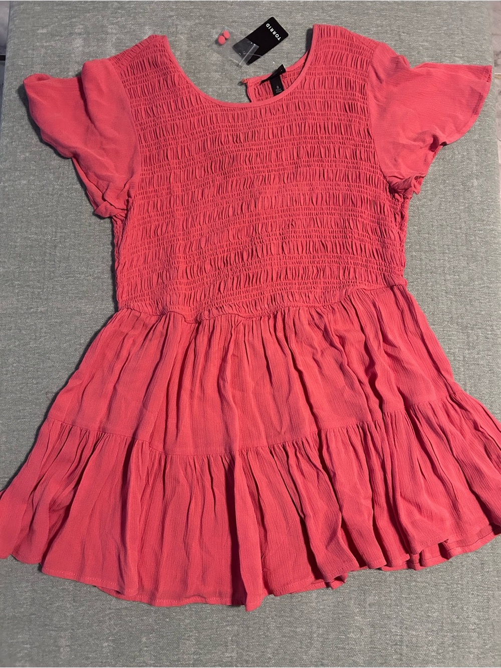 Torrid Coral Smocked Tiered Babydoll Top Size 12 Key Hole Back